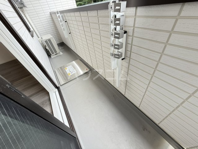 23/30 バルコニー