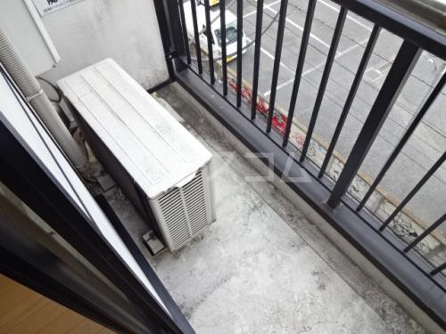 13/19 バルコニー