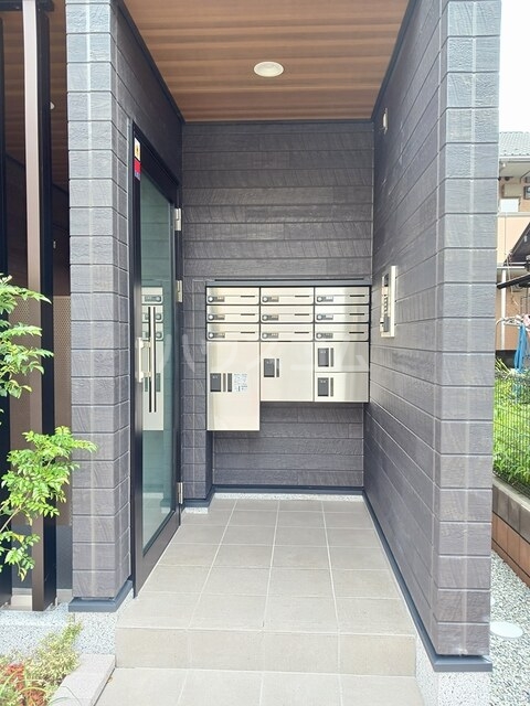 20/29 エントランス