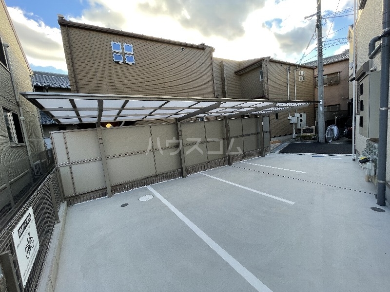 3/10 駐車場