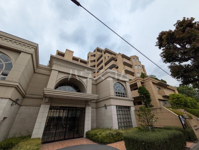 2/30 外観