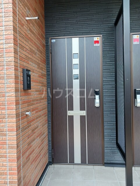 15/22 エントランス