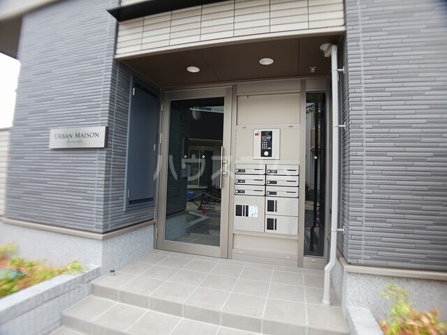 15/21 エントランス