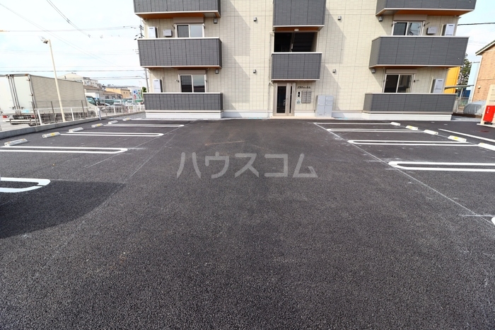 19/26 駐車場