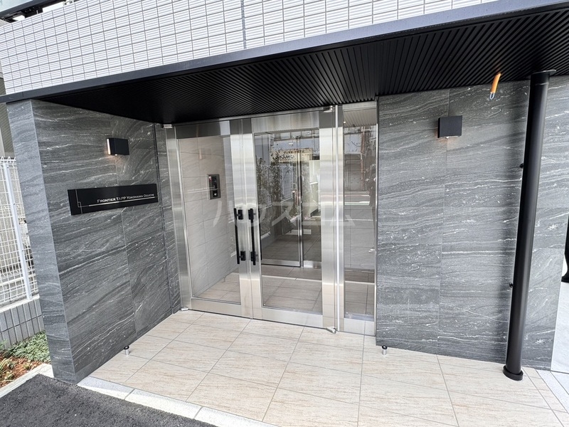 17/22 エントランス