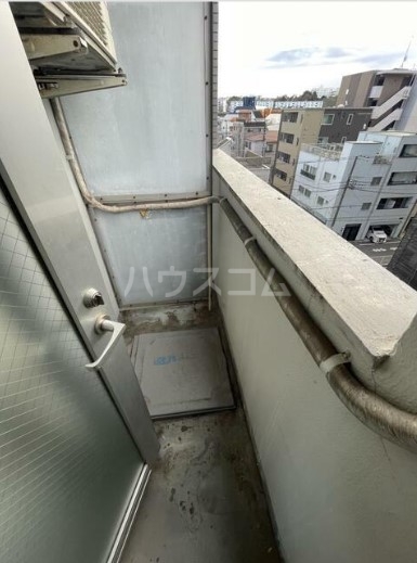 13/22 バルコニー