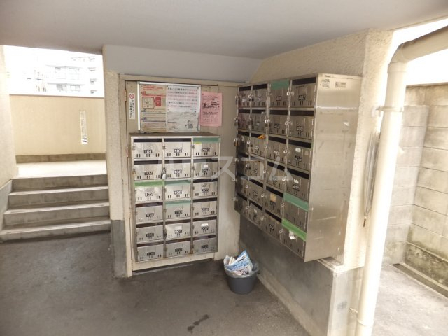 20/26 エントランス