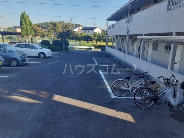 22/30 駐車場