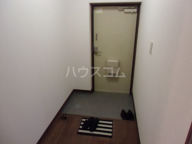 18/30 玄関