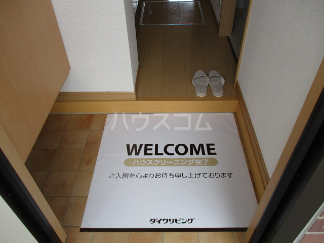 14/30 玄関