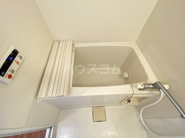 17/30 浴室