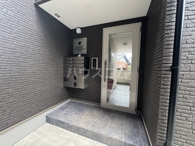 19/29 エントランス