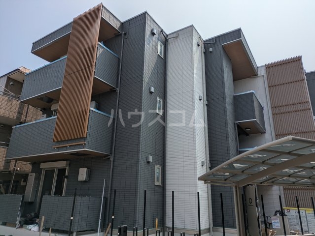 プラージュ津田沼の外観