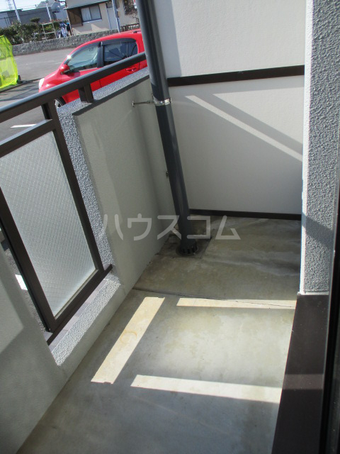 18/28 バルコニー