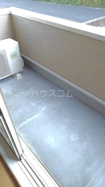 19/28 バルコニー