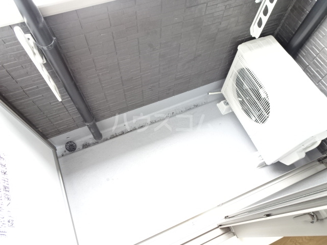 19/30 バルコニー