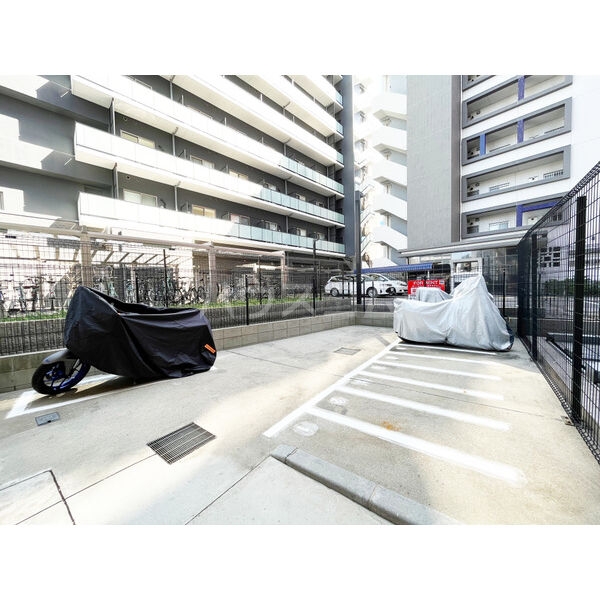 14/20 駐車場