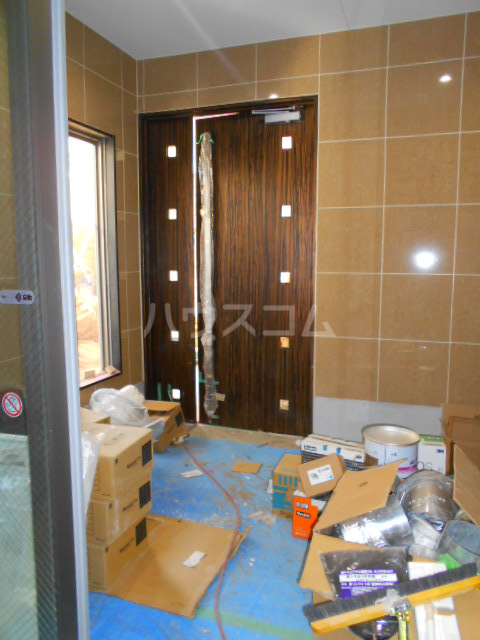 22/30 エントランス