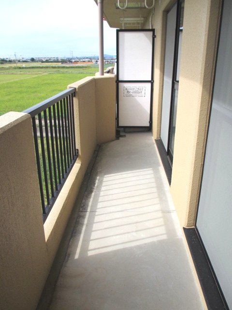 18/24 バルコニー