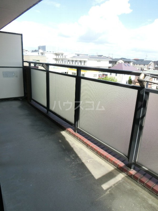 13/21 バルコニー