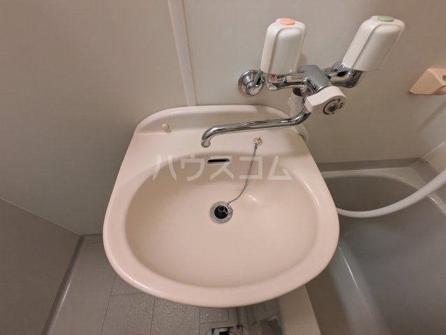 13/28 洗面