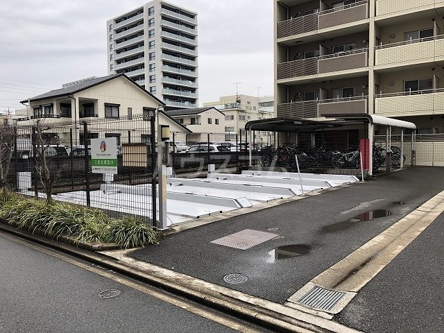 22/30 駐車場
