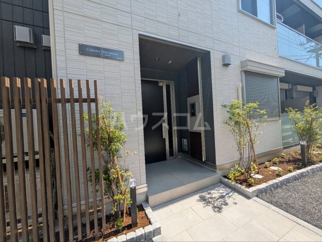 29/30 エントランス