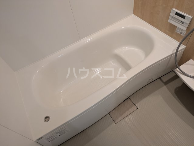 14/30 浴室