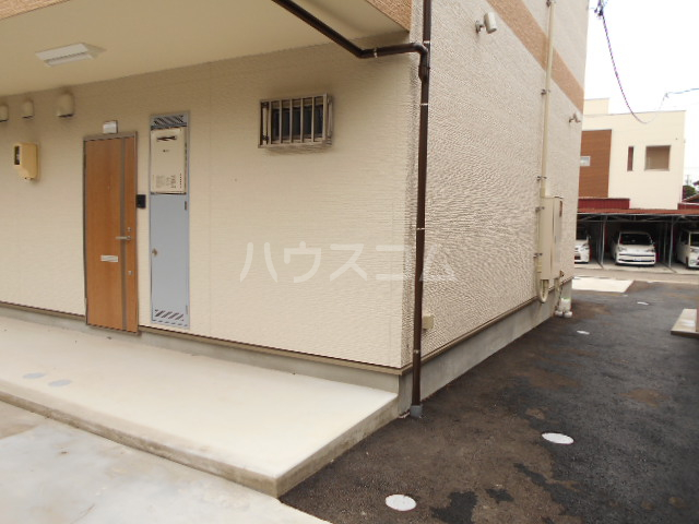 3/7 エントランス