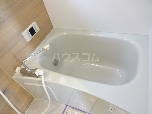 17/27 浴室