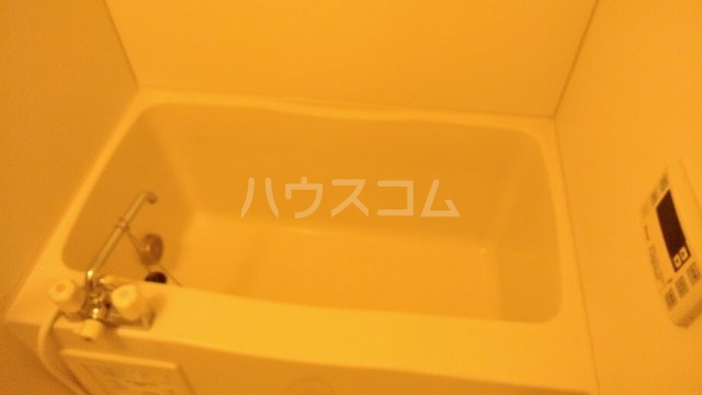 16/25 浴室