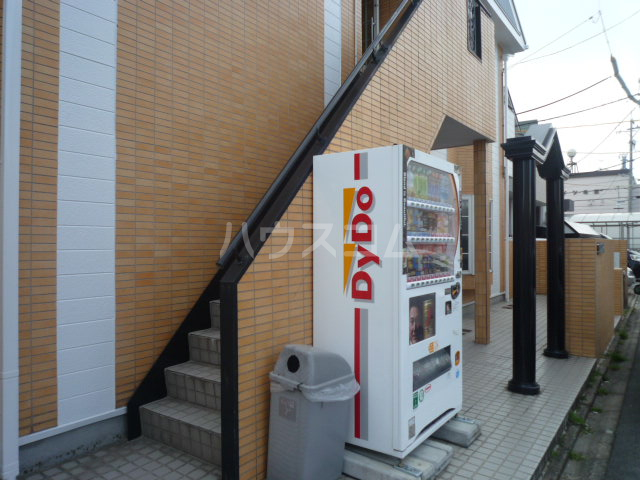 16/20 エントランス