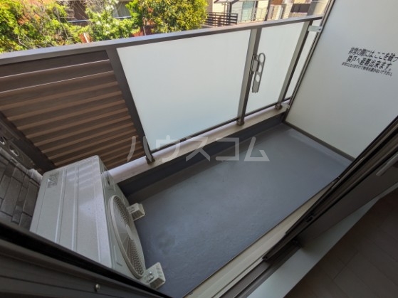 23/30 バルコニー