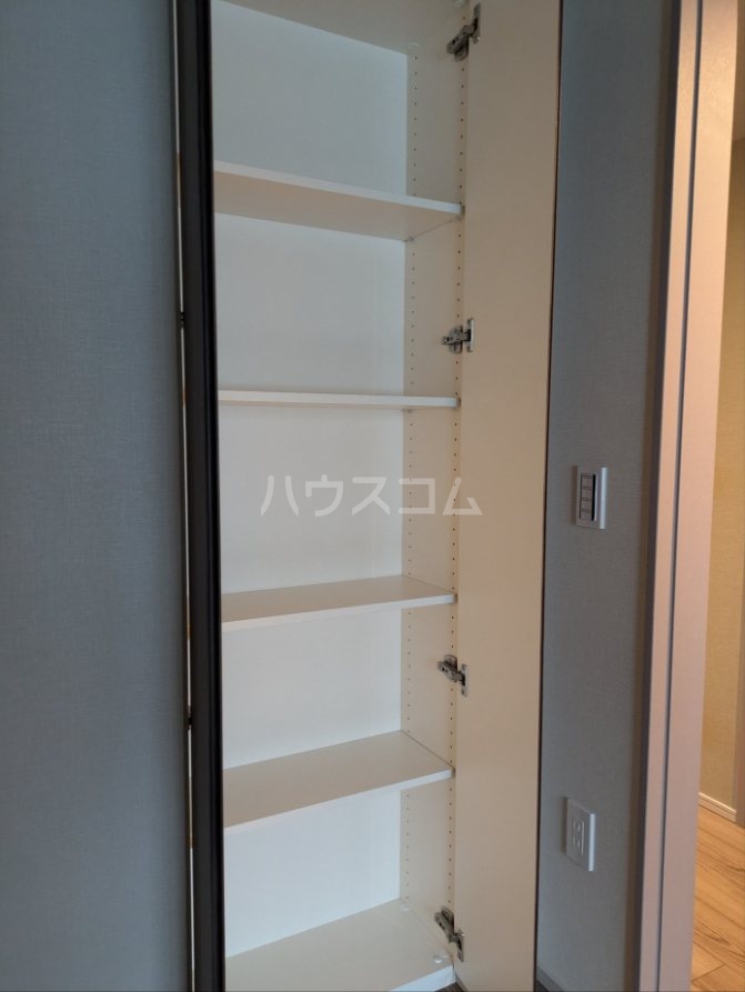 収納