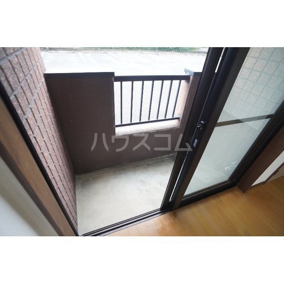 13/21 バルコニー