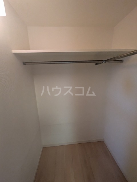 13/30 収納