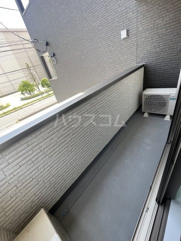 23/30 バルコニー