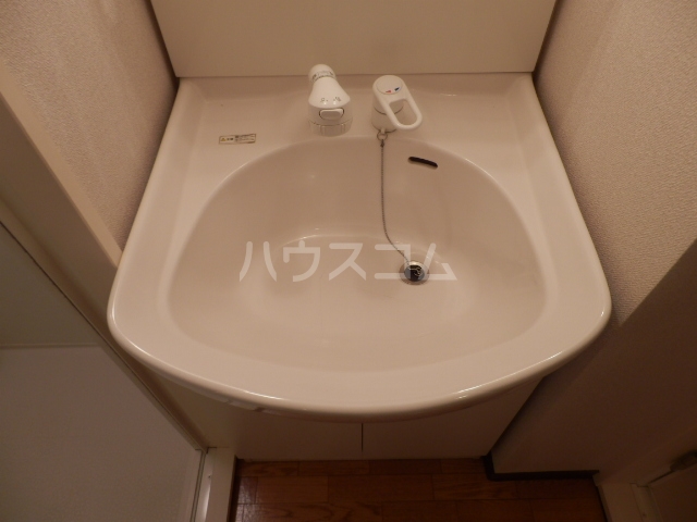 14/25 洗面