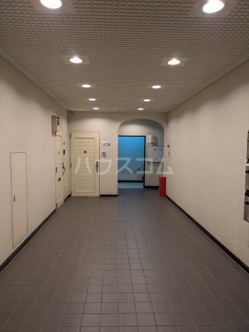 4/5 エントランス