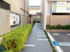 19/22 エントランス