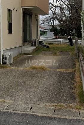 16/25 駐車場