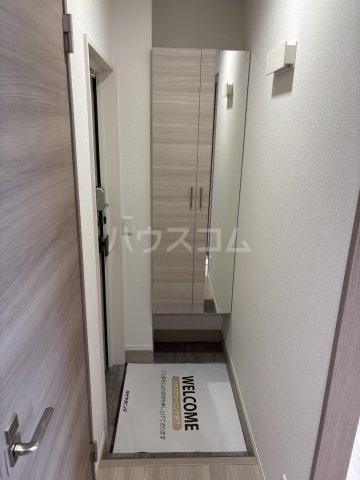 コーラル西船橋の玄関
