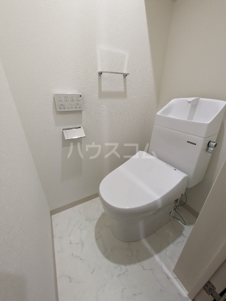 14/30 トイレ