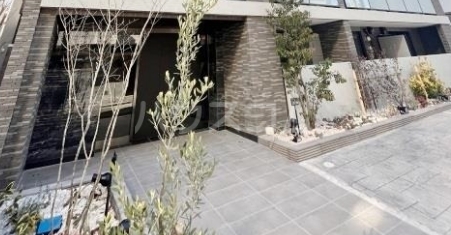 14/24 エントランス