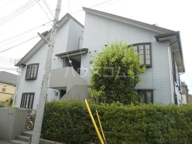 18/28 エントランス