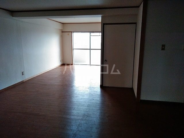 4/23 リビング/ダイニング