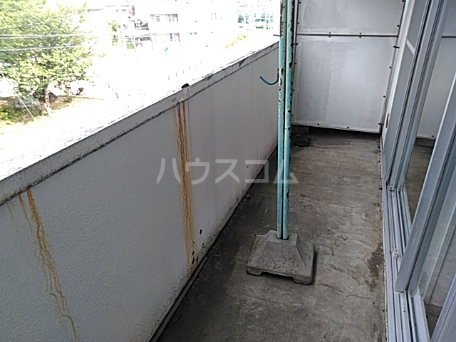 18/27 バルコニー