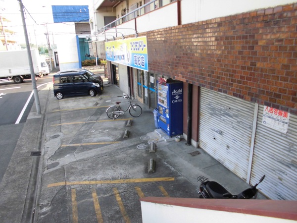 20/28 エントランス