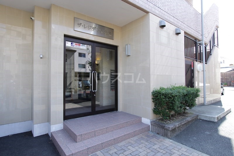 20/28 エントランス