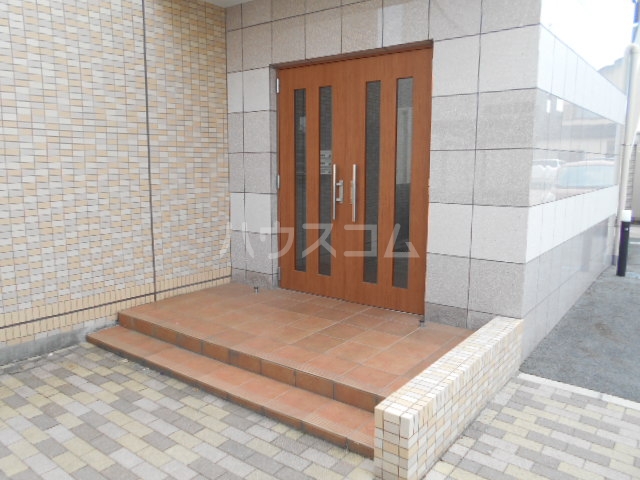 2/10 エントランス